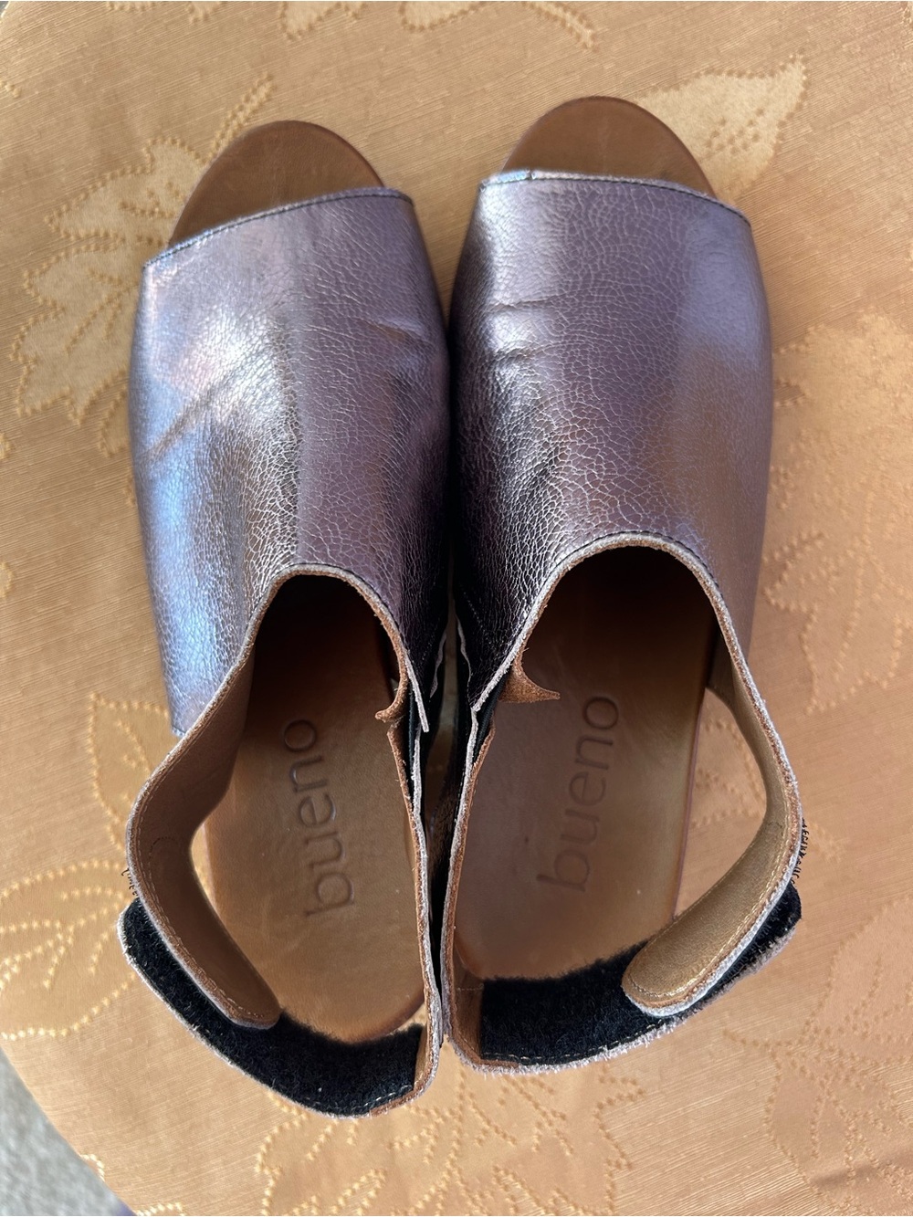 Bueno Metallic Lavender Open-Toe Slingback Mules